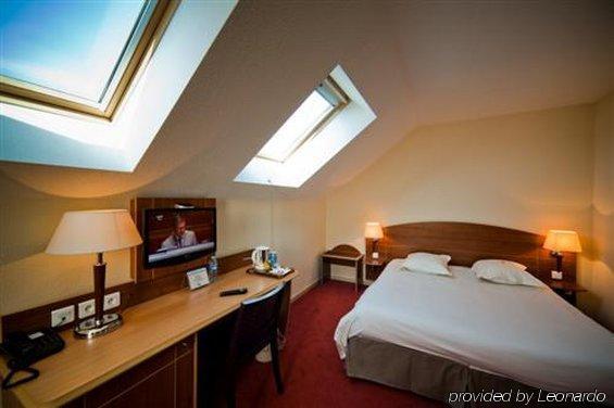 מלון Ibis Styles Clermont-Ferrand Aeroport חדר תמונה