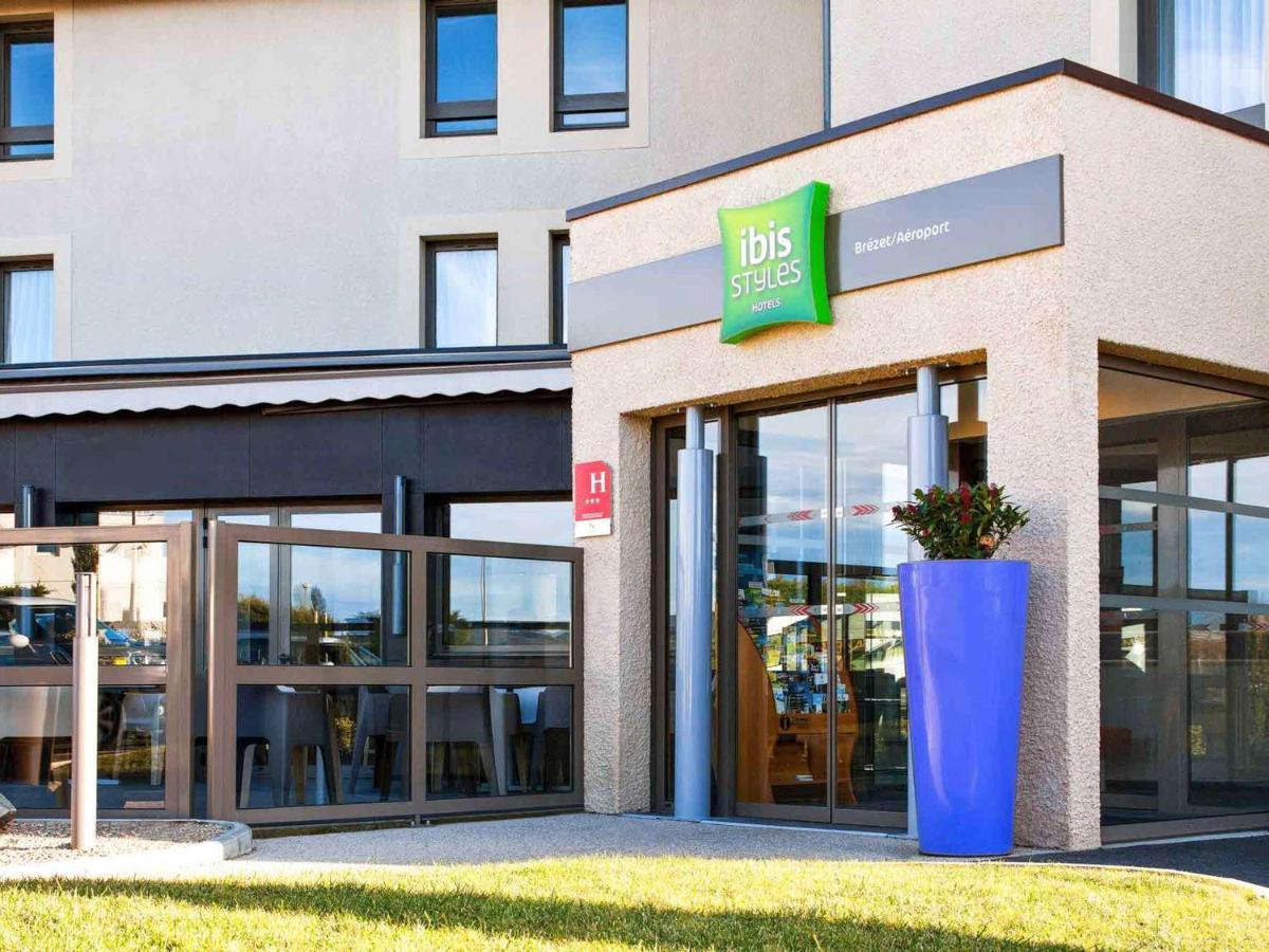 מלון Ibis Styles Clermont-Ferrand Aeroport מראה חיצוני תמונה