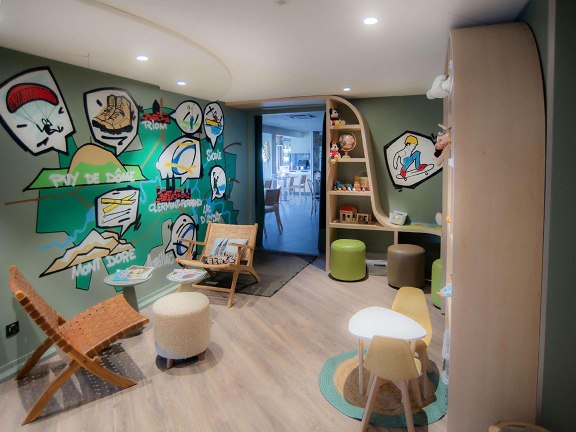 מלון Ibis Styles Clermont-Ferrand Aeroport מראה חיצוני תמונה