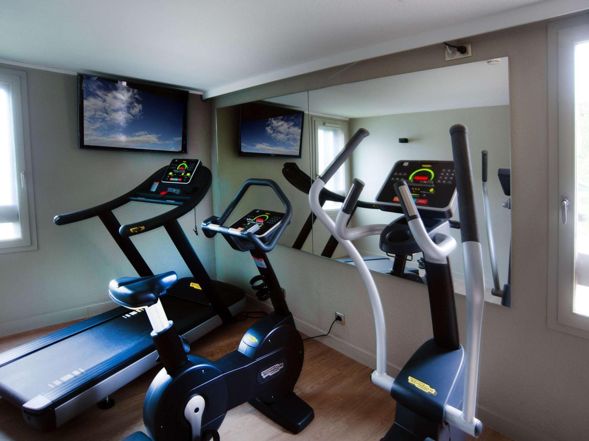 מלון Ibis Styles Clermont-Ferrand Aeroport מראה חיצוני תמונה
